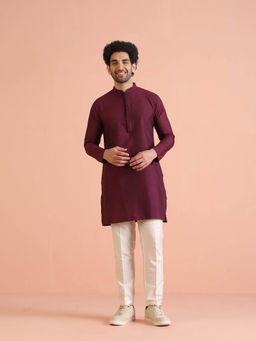 KISAH - Men Magenta Kurta with Trouser (Set of 2)