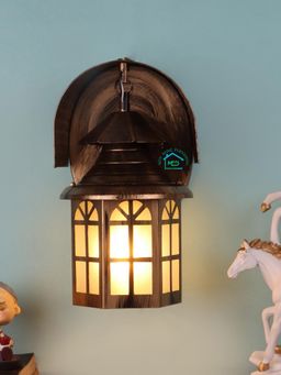 MFD HOME FURNISHING - Modern Golden Antique Design Metal