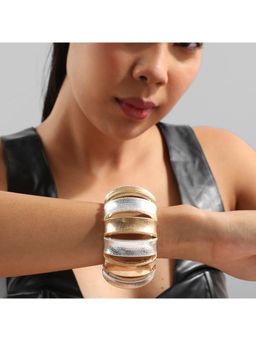 Sohi - Women Contrast Curve Statement Bracelet
