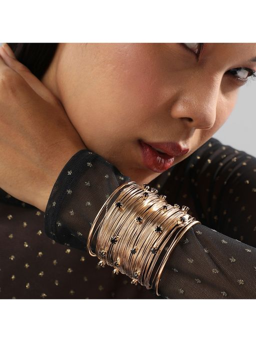 Sohi Women Ribbed Wire Statement Bracelet