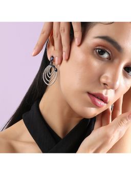 Sohi - Women Contrast Embellished Lined Eye Drop Earrings