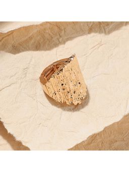 Sohi - Women Dented Bar Cocktail Ring