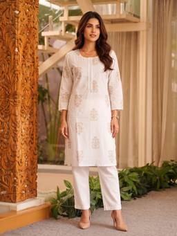 Rangita - Women White Cotton Printed Straight Kurta