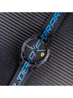 Scuderia Ferrari - Redrev Quartz Black Round Dial MensWatch - 0830616