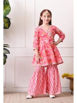 Indi-Loom Couture - Peach Cotton Three Fourth Sleeves Kurta With Sharara