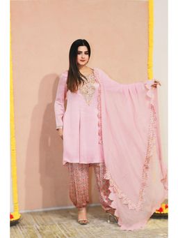 Kanika Verma - Jannat Embroidered Kurta with Salwar and Dupatta (Set of 3)