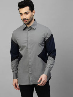 Echke - Grey Shirt with Black and Dark Blue Arrow Feature