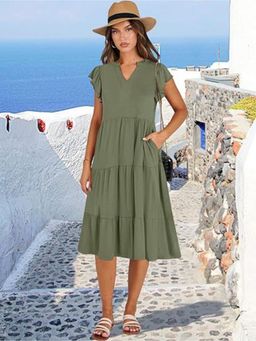 Outzidr - Olive Round Neck Tiered With Pockets Midi Dress