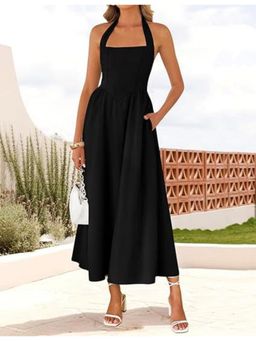 Outzidr - Black Square Halter Neck Maxi Dress