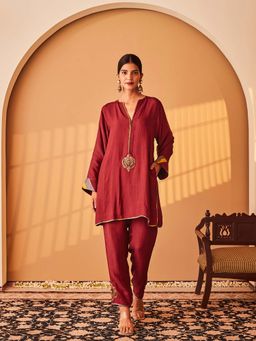 Bo Tree - Maroon Rukhsaar Kurta with Pant (Set of 2)