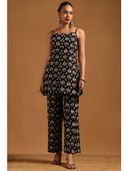 Black color option, Sold out, Currently selected