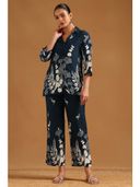 Navy Blue color option, Currently selected