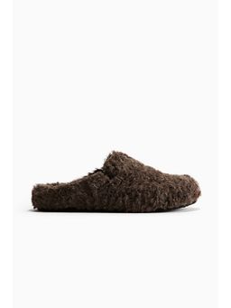 H&M - Men Brown Teddy Slippers