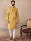 Yellow color option, Currently selected
