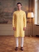 Yellow color option, Currently selected