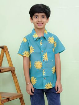 VASTRARTH - Teal Self Design Half Sleeves Collar Neck Shirt
