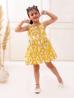 VASTRARTH - Yellow Printed Sleeveless Round Neck Dress