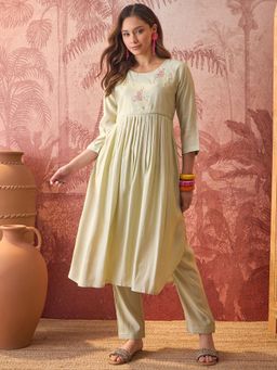 Four Steps - Green Embroidered Kurta with Pant