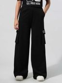 Black color option, Currently selected