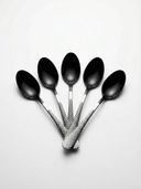 Black color option, Currently selected