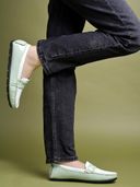 Green color option, Sold out, Currently selected