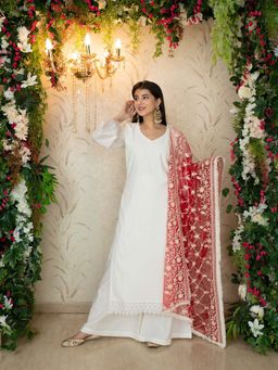 Label Shaurya Sanadhya - White Kurta with Red Thread Work Dupatta (Set of 3)