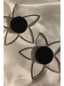 Aarjavee - Full Mogra Black Frame Hoops