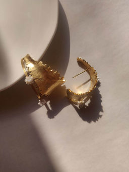 Aarjavee - Gold Kireina Earring