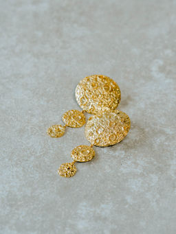 Aarjavee - Chaand Gold Danglers