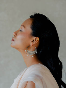 Aarjavee - Silver Roshani Earring