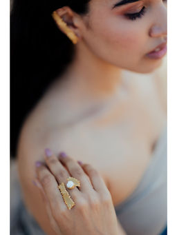 Aarjavee - Mia-Golden Ring