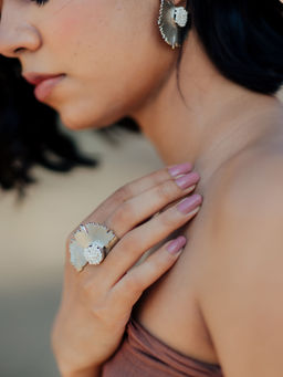 Aarjavee - Ample-Silver Ring