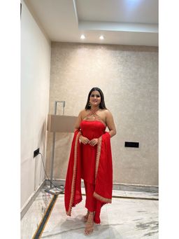 Glamique by Gungun - Red Women Halter Kurta with Pant and Dupatta (Set of 3)