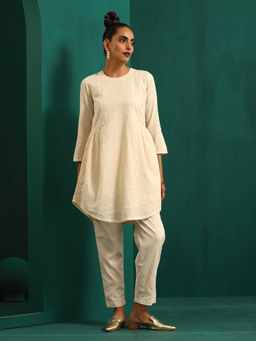 trueBrowns - Ivory Tonal Cotton Side Gathers Co-Ord (Set of 2)