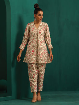 trueBrowns - Pink Floral Cotton Printed Neck Pleat Co-Ord (Set of 2)