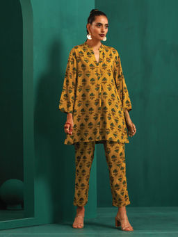 trueBrowns - Mustard Flower Stem Muslin Silk Printed Relaxed Co-Ord (Set of 2)