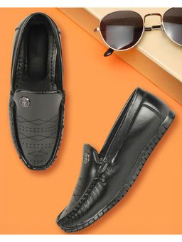 FREEPLAY - Boys Black Smart Loafers