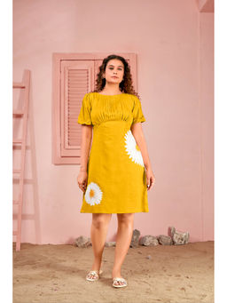 Curvy Lane - Plus Size Summer Wear Yellow Hand Painted Quirky A Line Knee Length Dress