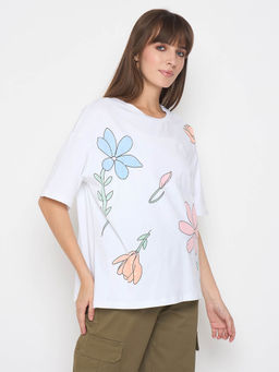 Madame - Graphic Print Handwork Detail White Sinker T-shirt