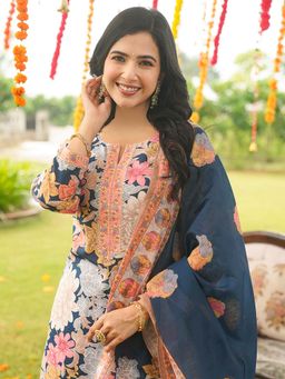 Vaamsi - Blue Floral Printed Straight Kurta with Pant and Dupatta