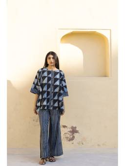Pichori - Women Indigo Cotton Ajrakh Block Print Co-ord Set