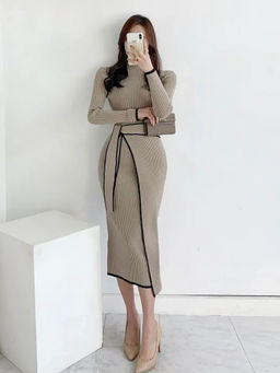 MISS MOSA BY AKANKSHA - Beige Helen Premium Woolen Midi Dress