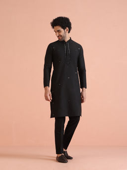 KISAH - Mens Black Embroidered Kurta with Pant (Set of 2)
