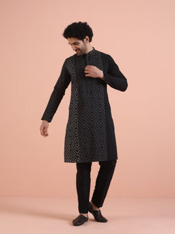 KISAH - Mens Black Printed Kurta with Pant Set (Set of 2)