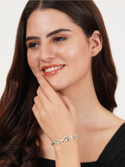 BeAbhika - Golden Tilak Kundan With White Pearls Adjustable Bracelet