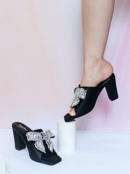 UrbanSway - Krystal Bow Block Heels