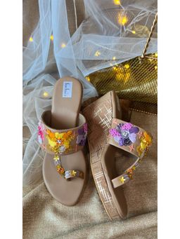Fuchsia by Aashka Mehta - Bohemian Bloom Kolhapuri Sandal