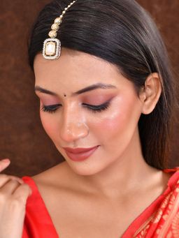 Silvermerc Designs - Traditional Cz Stone Kundan and Pearl Maangtikka