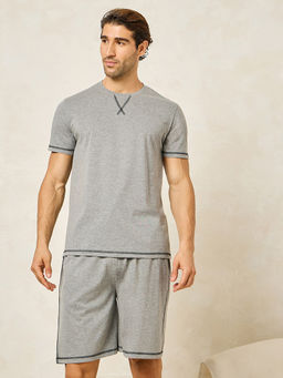 Styli - Men's Contrast Stitch Crew Neck T-Shirt and Shorts