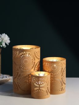 De Maison Decor - Miraya Gold Candle Holders (Pack of 3)